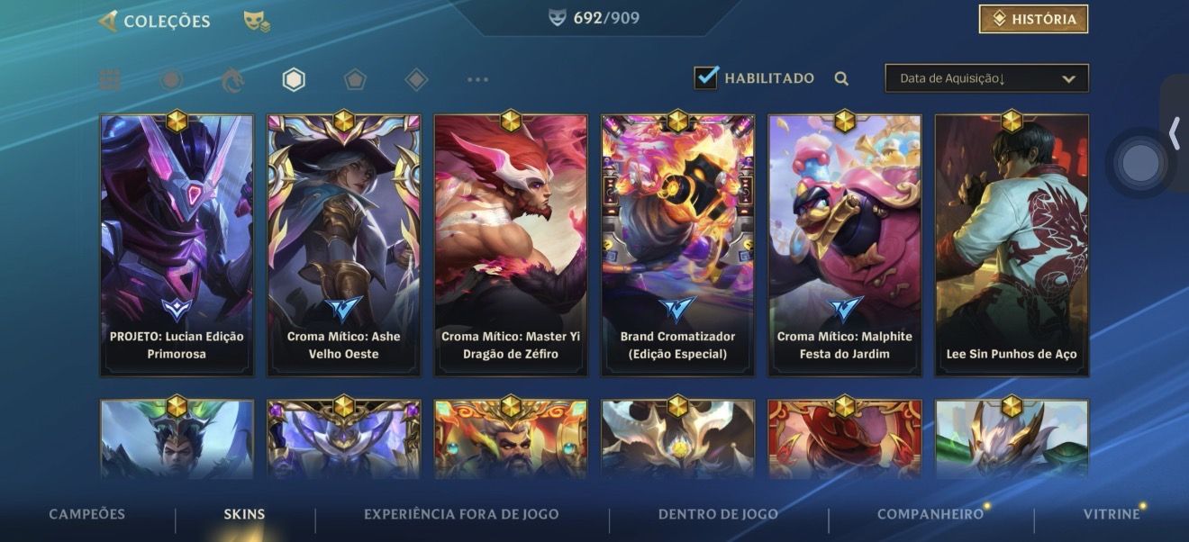 Conta Premium com 692 Skins